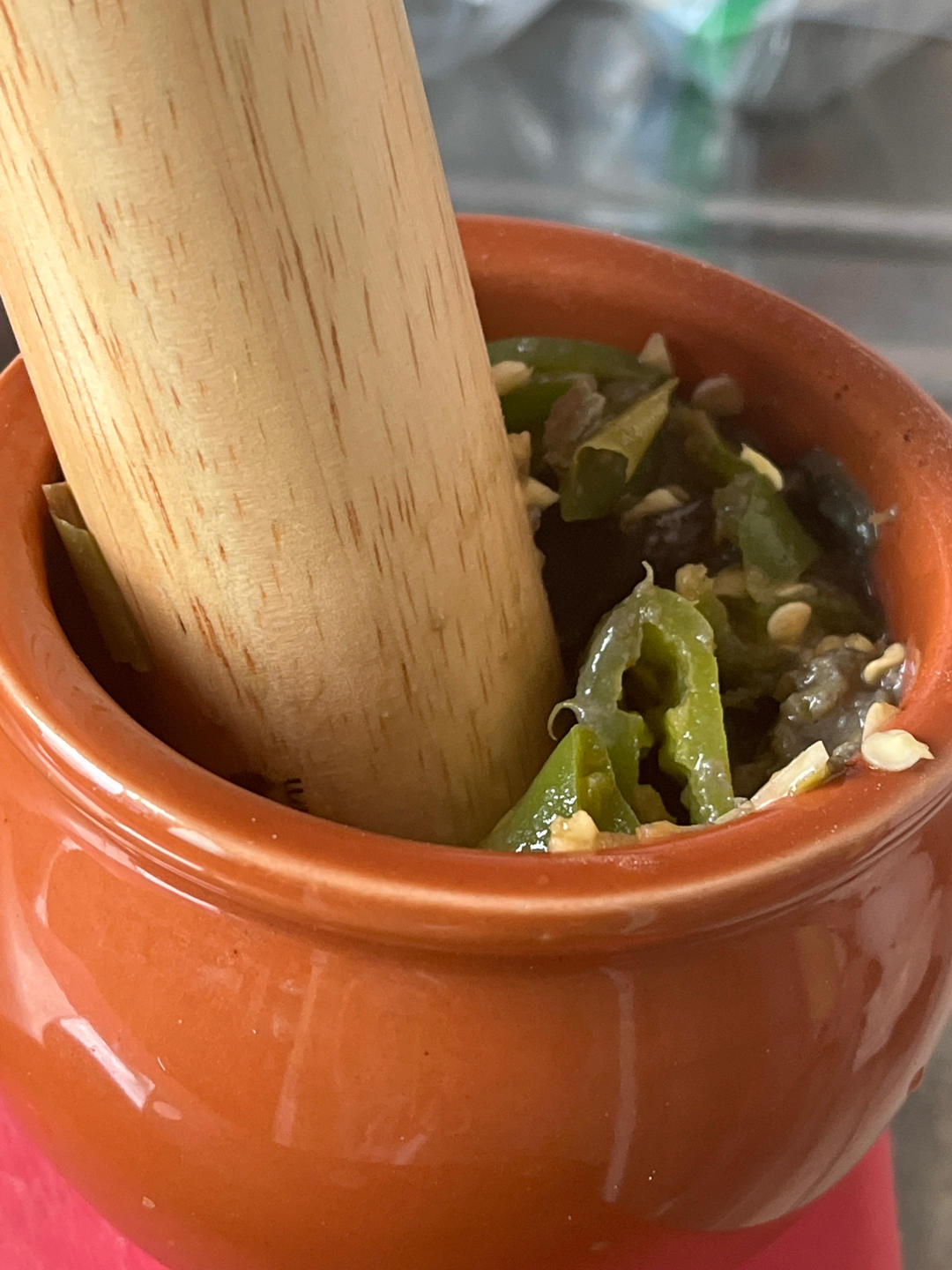 三步搞定下饭神菜青椒擂皮蛋