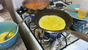 “玉子烧”式煎蛋的做法 步骤2