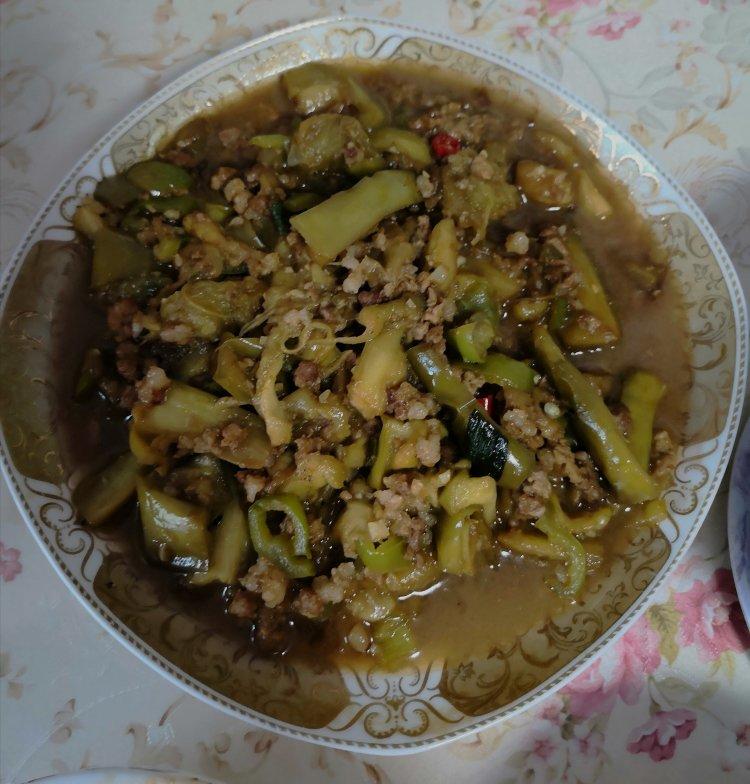 茄子不油炸的肉末茄子（好吃到💃💃👍👍）