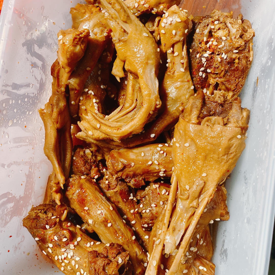 美味下酒菜～香辣卤味（鸭翅，鸭脚，鸭舍，鸭下巴）