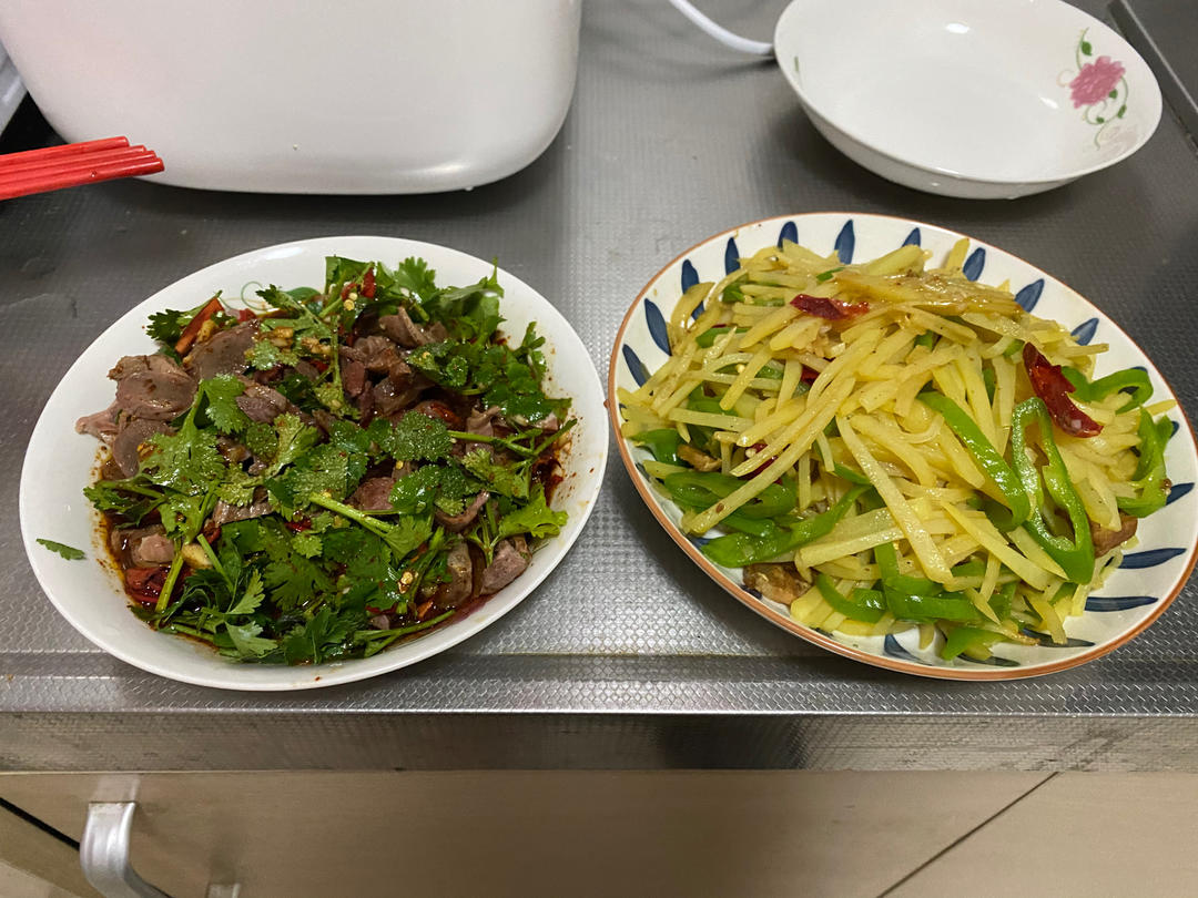 三碗米饭还不够❗️酸辣过瘾的凉拌鸡胗