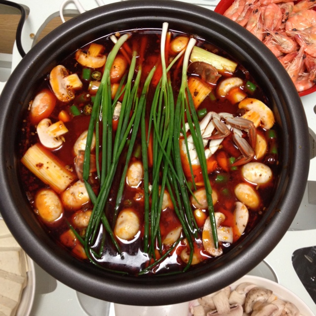 会飞又怎样-做的自制麻辣重庆火锅