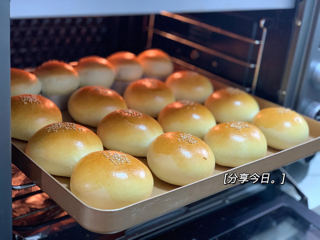 温柔的“中种奶油红豆面包”