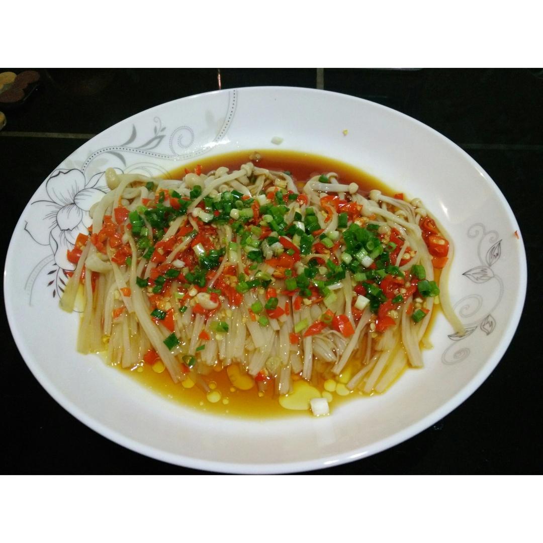 剁椒金针菇