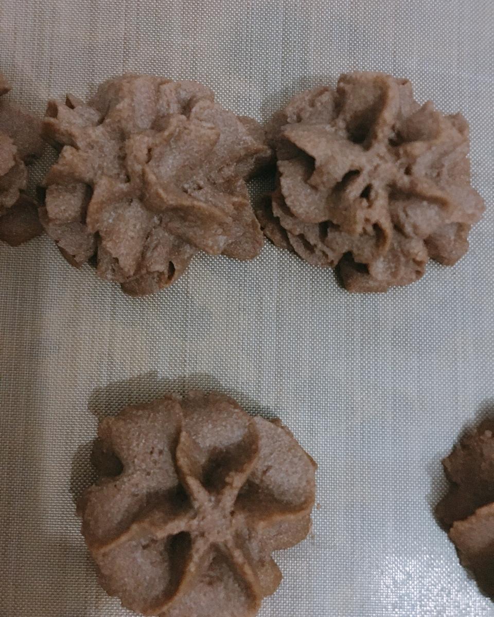 酥到掉渣的网红珍妮曲奇，牛油小花