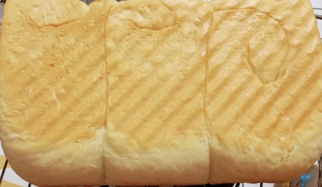 一次发酵❗️手撕吐司面包，柔软拉丝～