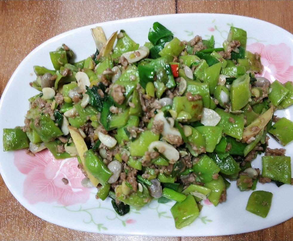 肉沫豆角下饭菜
