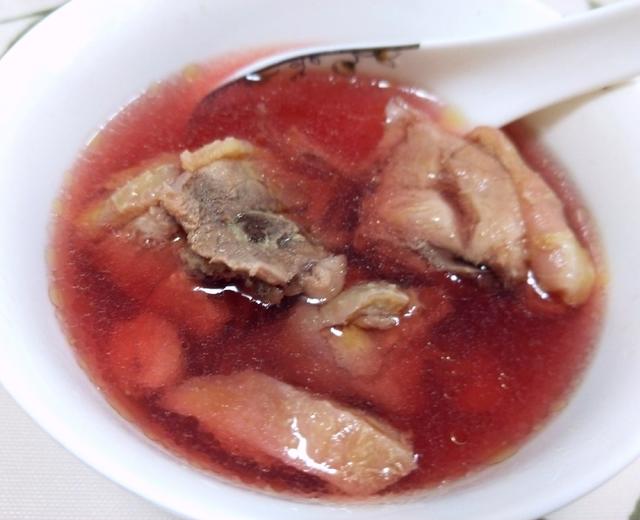 红菇发菜鸡汤的做法
