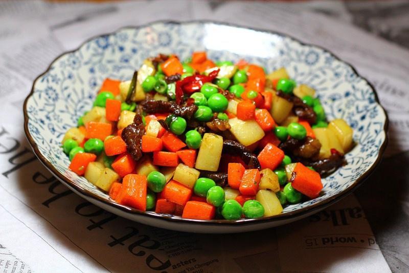 董太的私房菜--五彩豌豆豆的做法