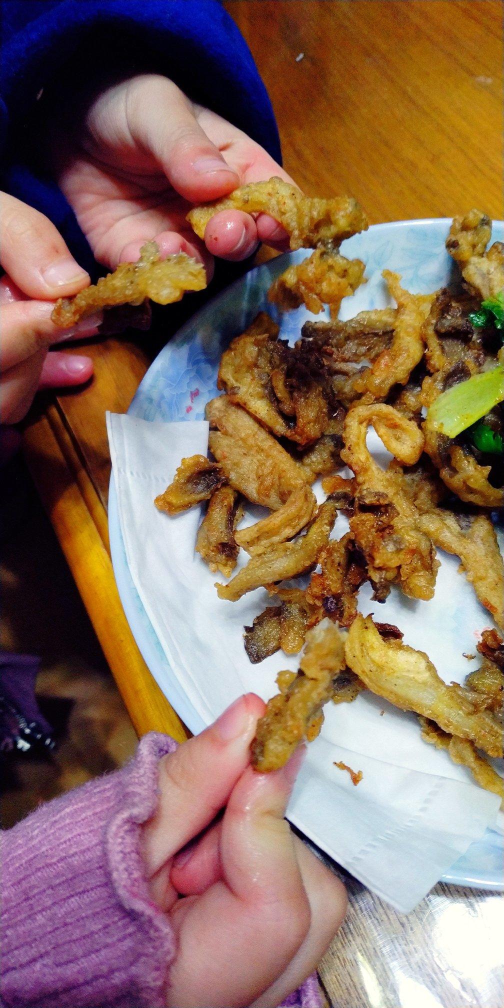 🔥一吃就停不下嘴❗️比肉还好吃～香酥五香平菇