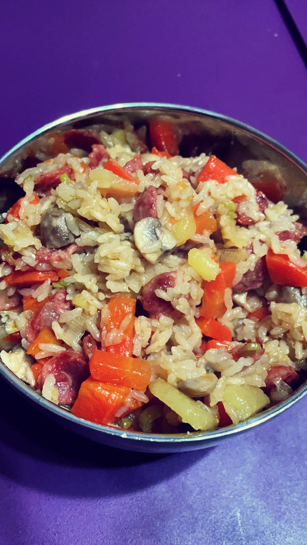 香菇腊肠土豆焖饭