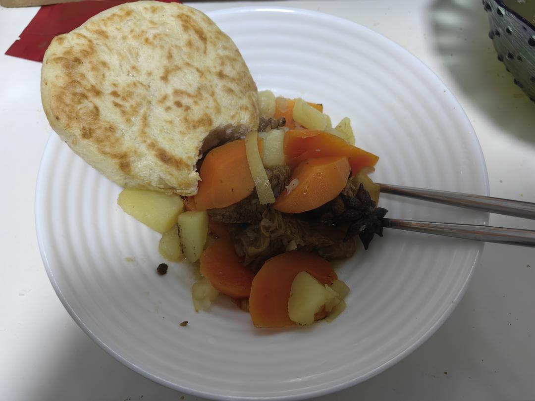 胡萝卜土豆烧牛腩