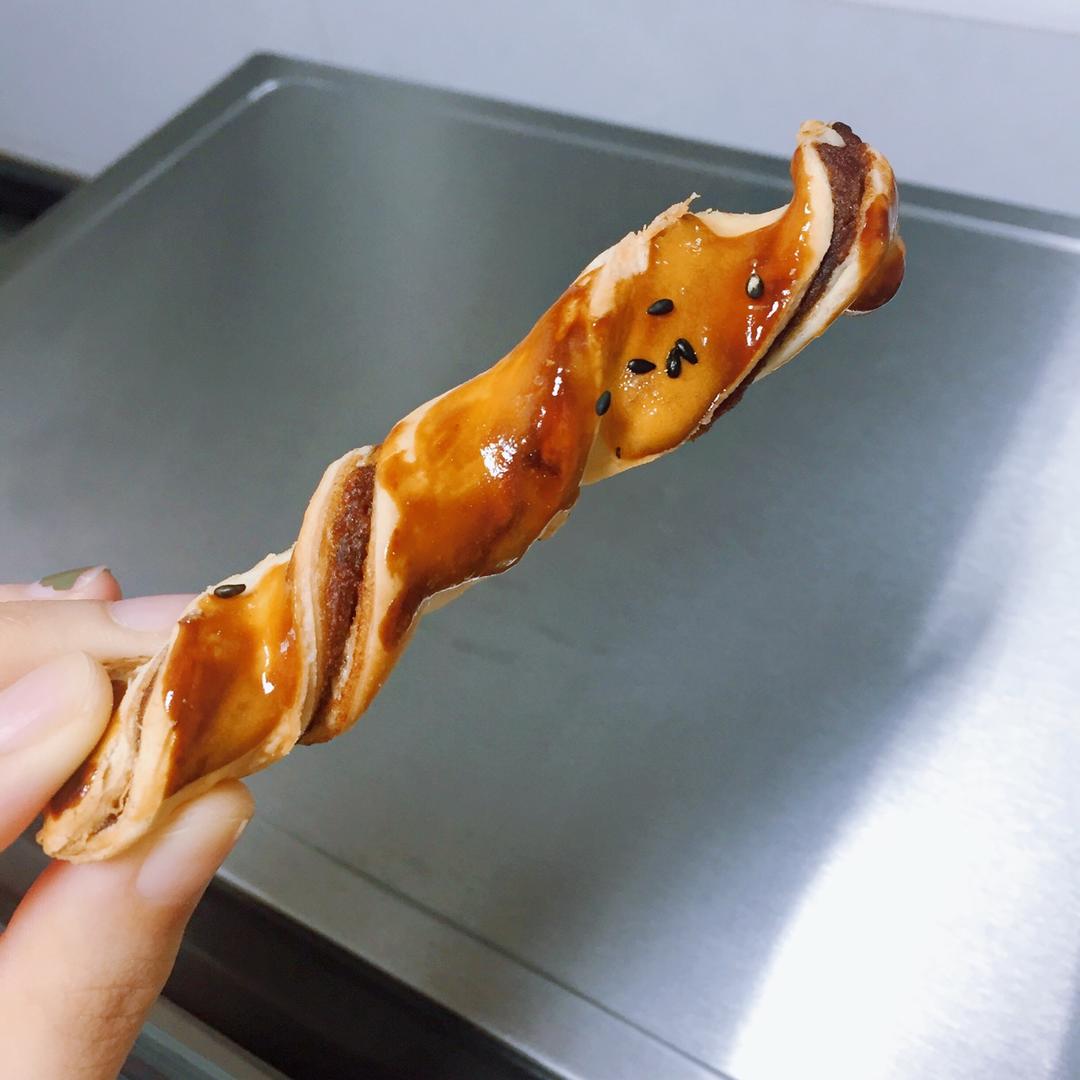 豆沙扭扭酥