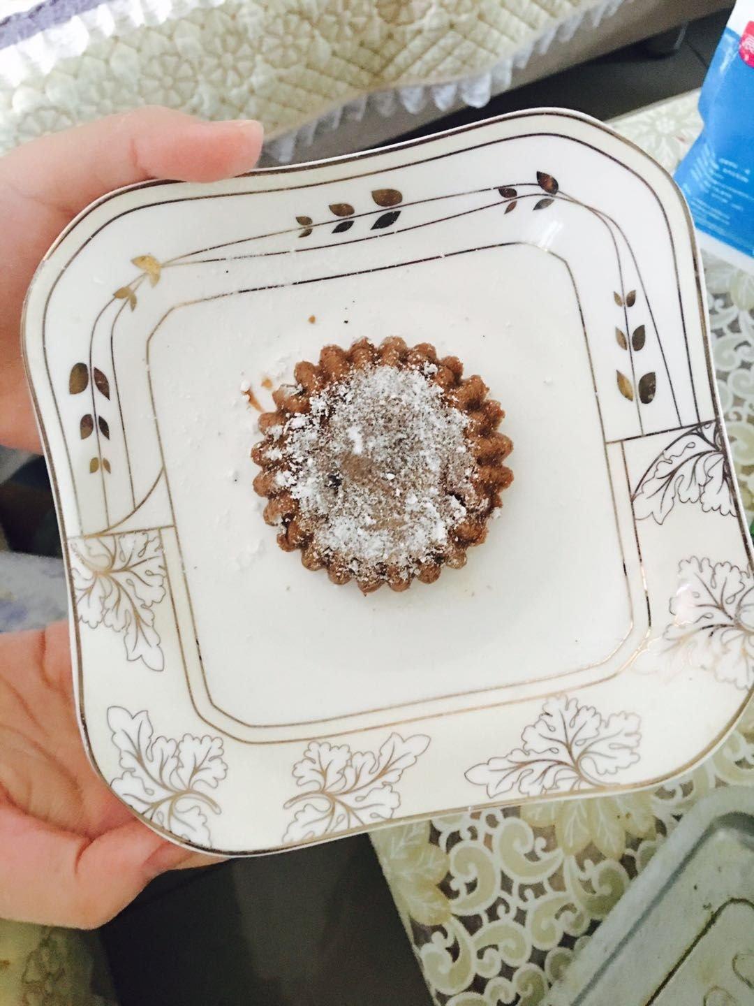 巧克力熔岩蛋糕(全图文超简单)