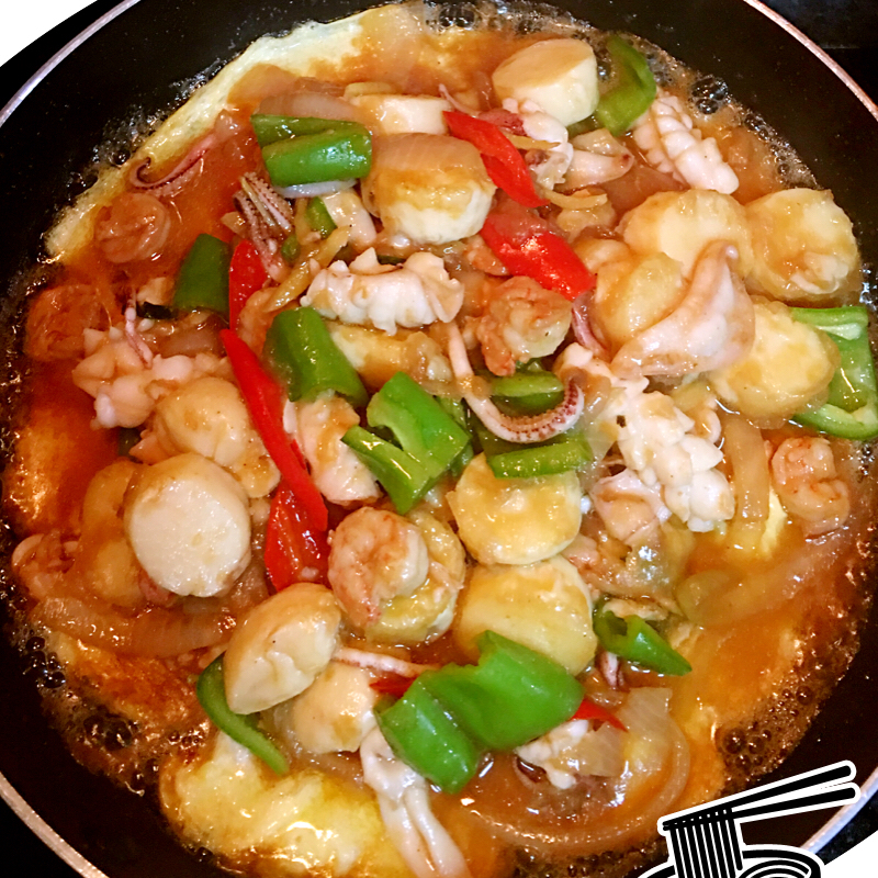 铁板海鲜日本豆腐 Seafood with Japanese Dofu