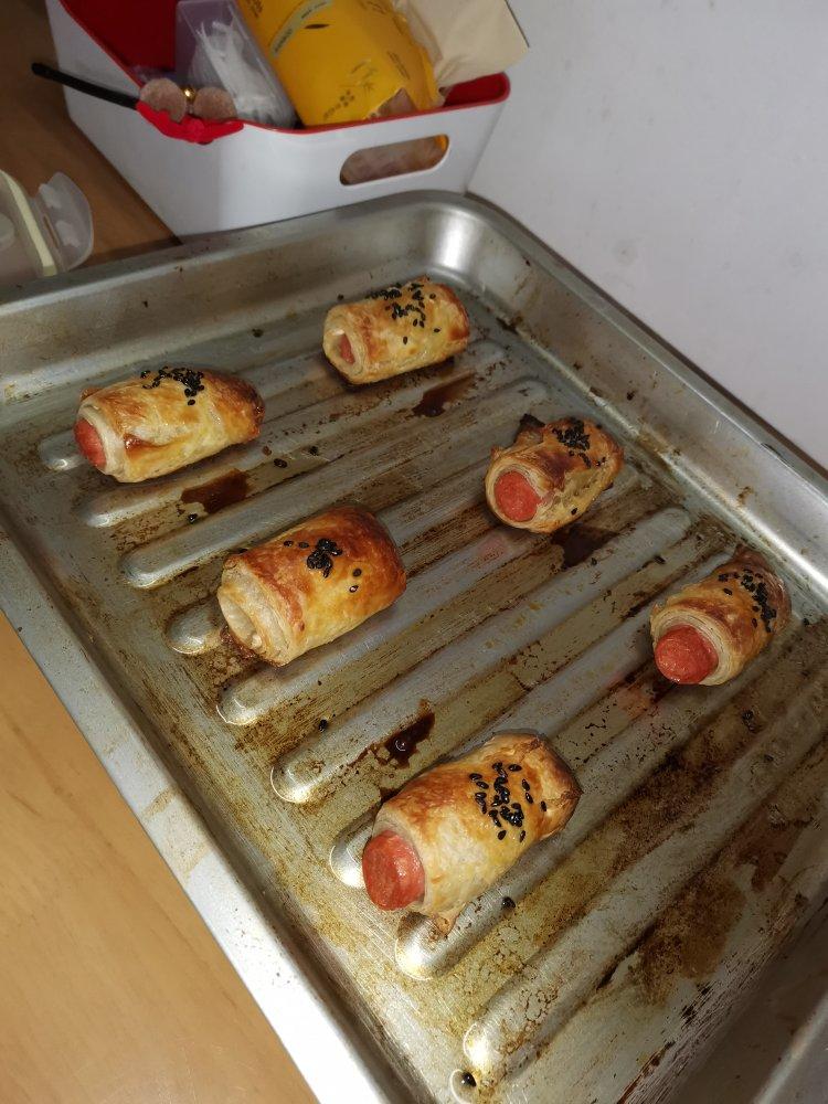 巧用手抓饼 追剧好伙伴【香肠脆皮酥】