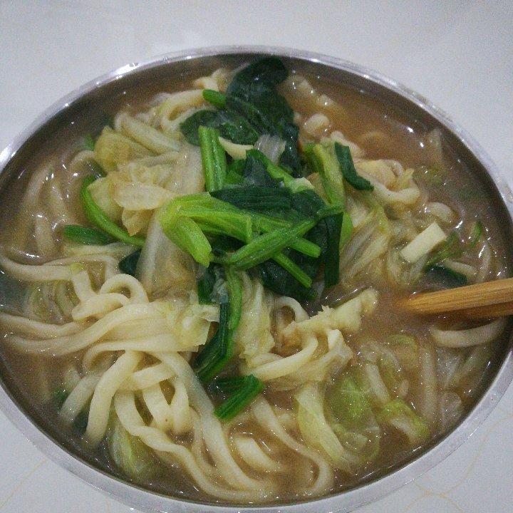 煮一碗家常暖胃又暖心的炝锅面条