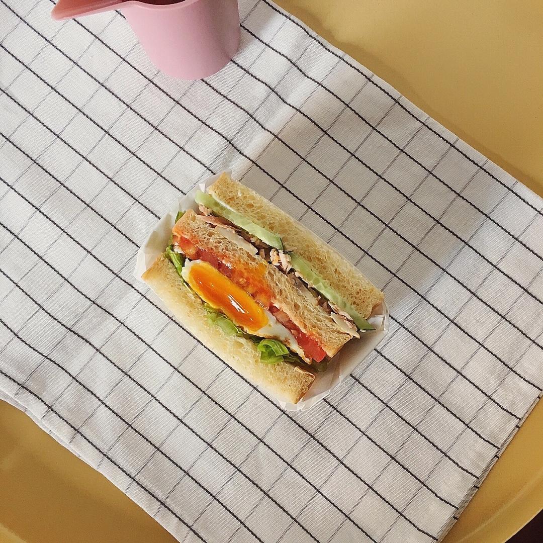 三明治纸盒折法