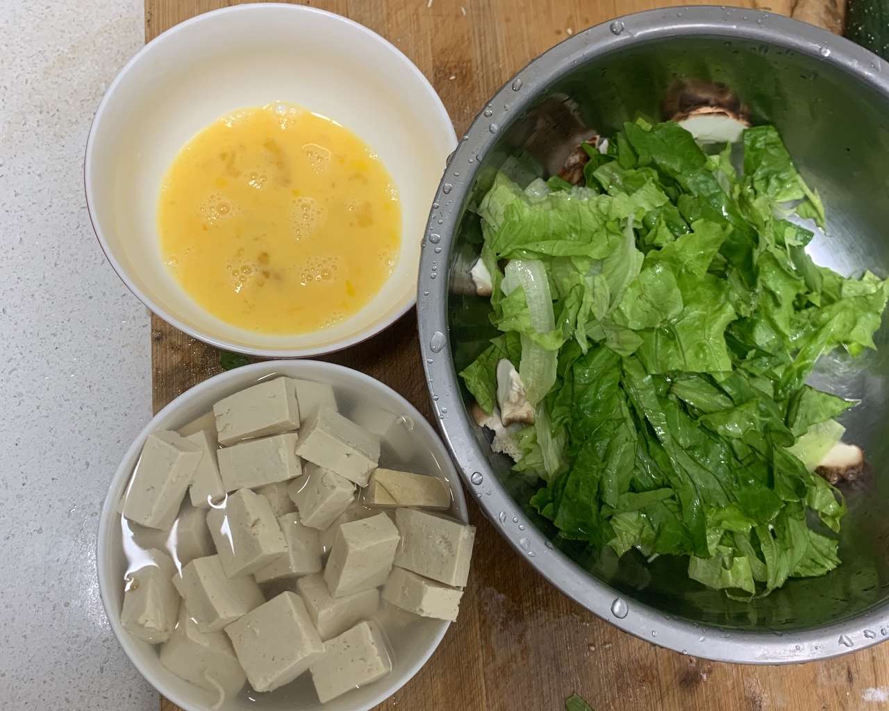 生菜豆腐汤（减脂）的做法 步骤1