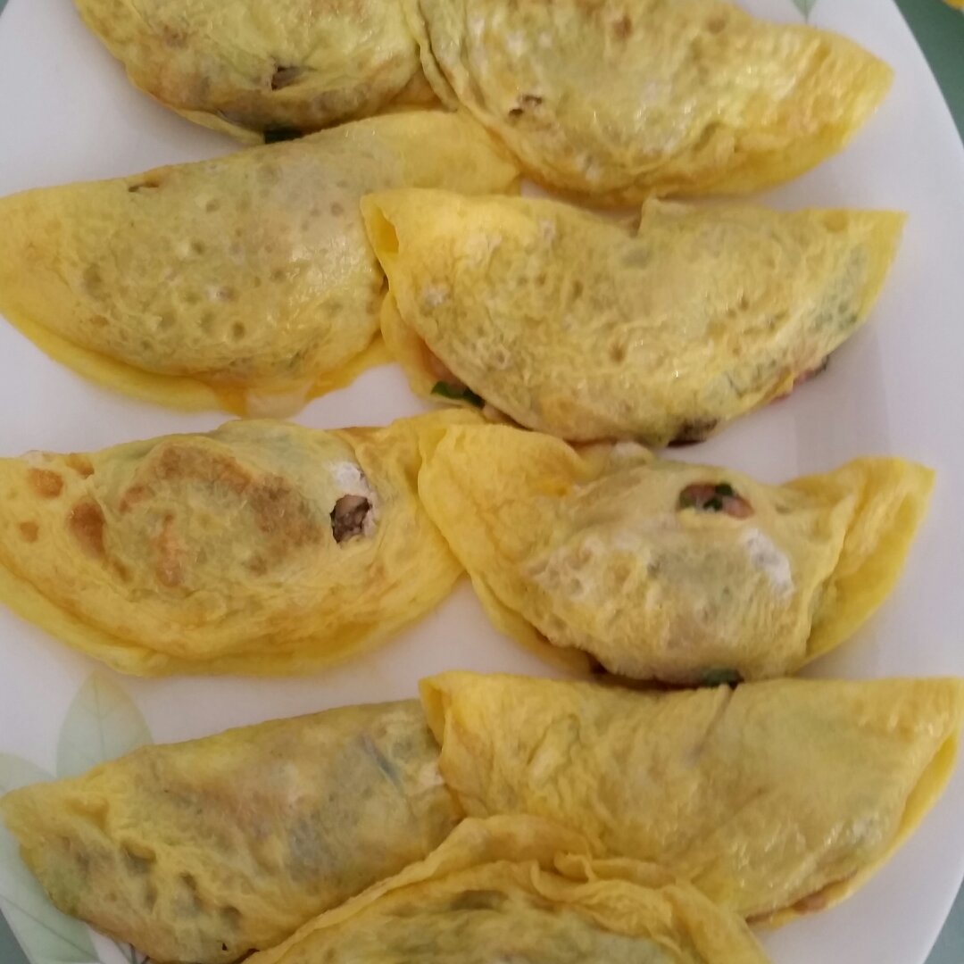 蛋包肉 盛世一笑做的蛋包肉赞 鸭蛋,鸡蛋,猪肉,盐,香葱,姜,淀粉,麻油