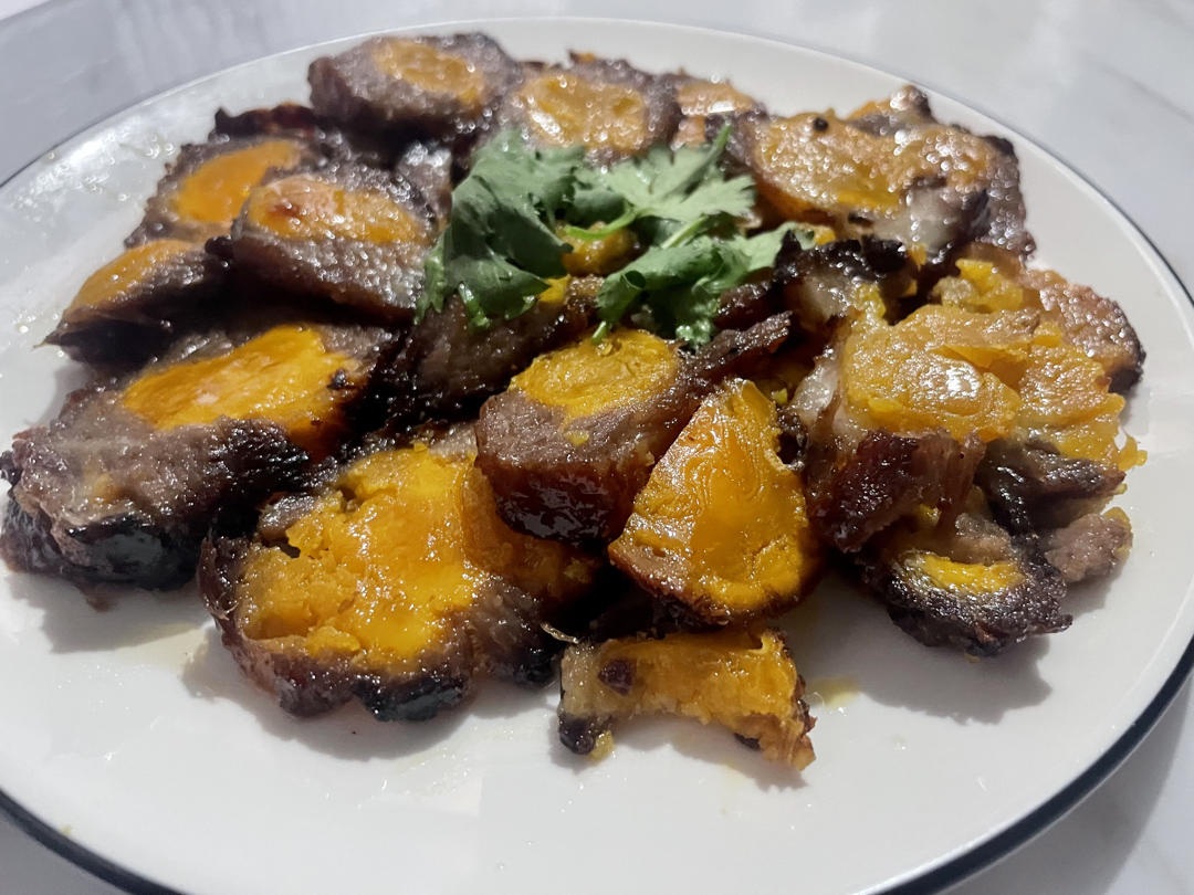 咸蛋叉烧肉（好吃得爆炸）