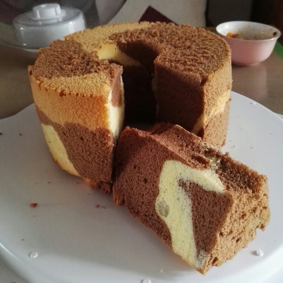 可可双色戚风（奶牛戚风）～17厘米加高戚风模或者18厘米戚风模