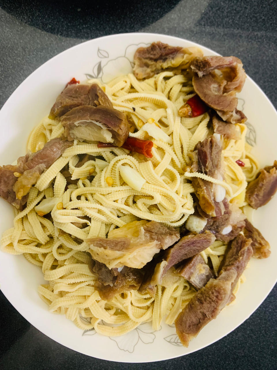 简单-咸肉百叶（千张）