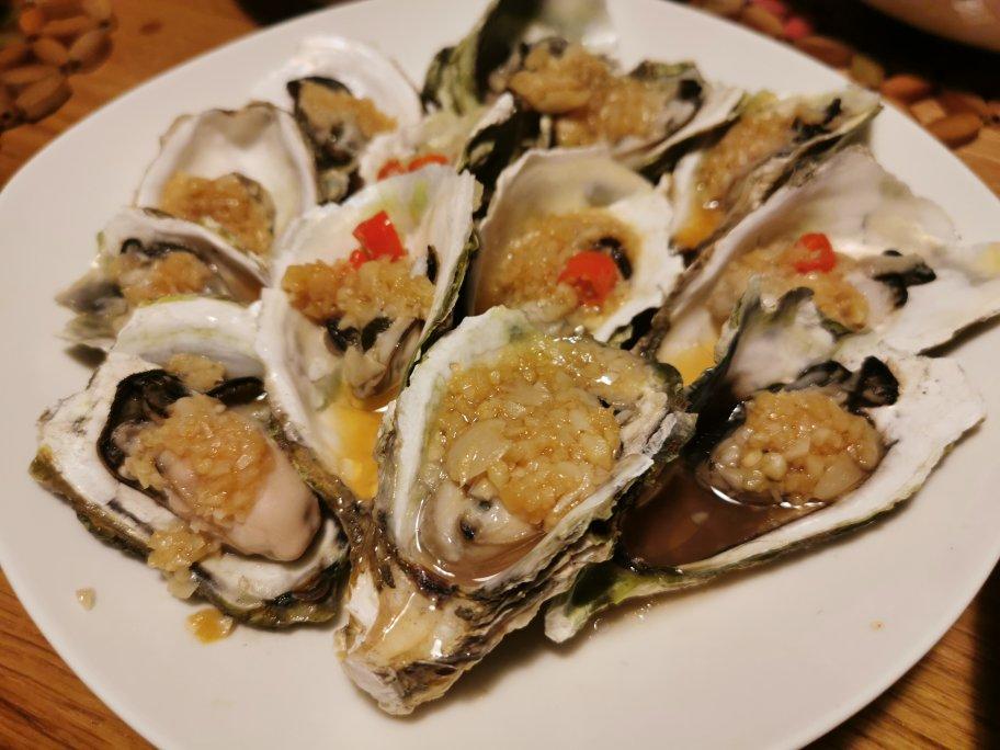 夜宵党“香辣蒜蓉酱”（蒜蓉虾，烤扇贝，生蚝，粉丝花甲，金针菇）