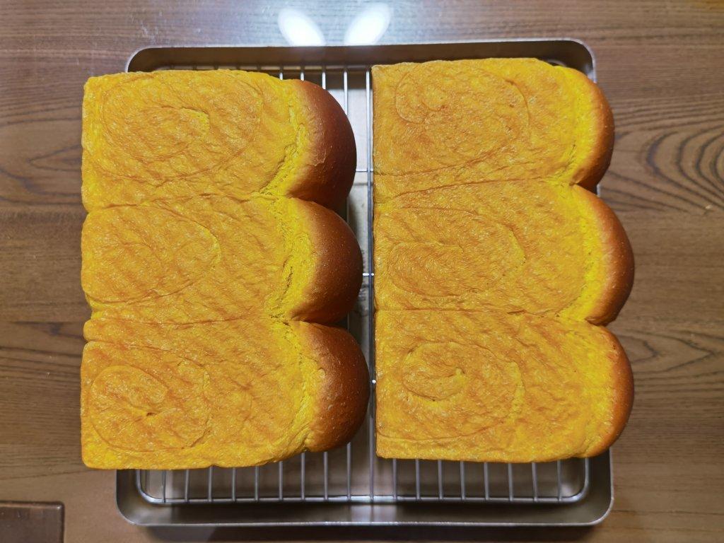 南瓜炼奶吐司