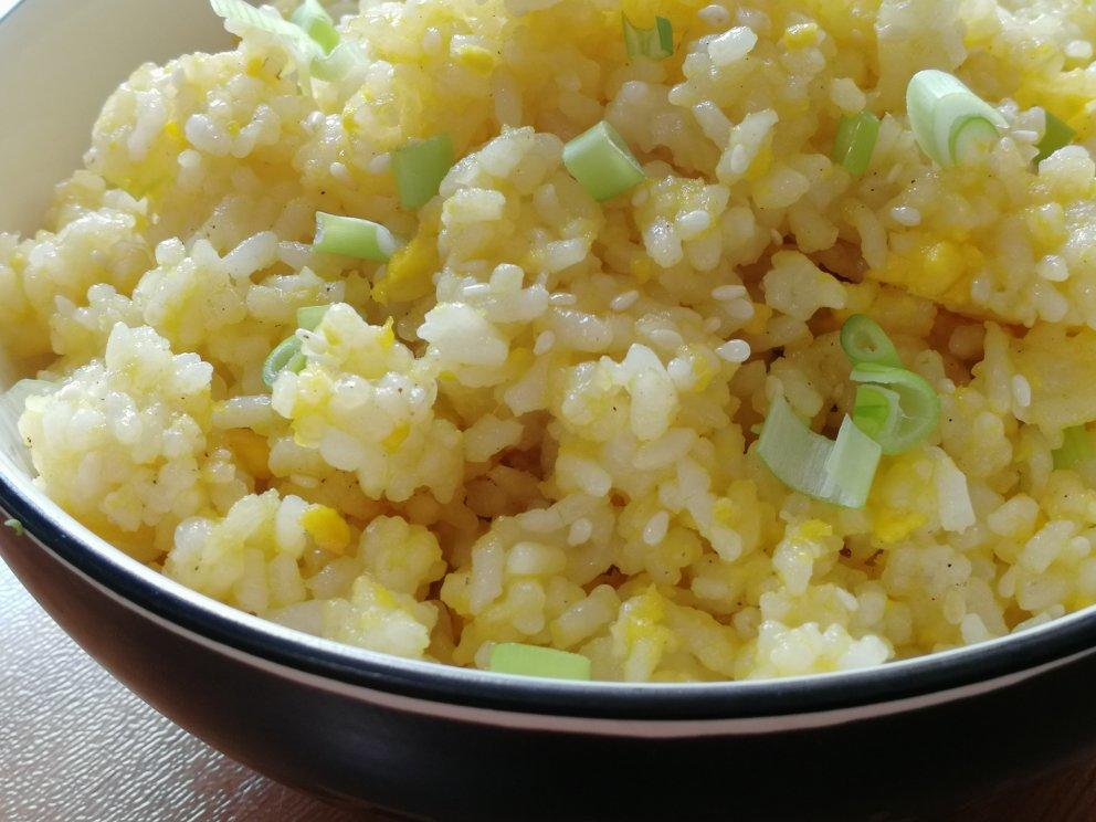 简单食--黄金蛋炒饭