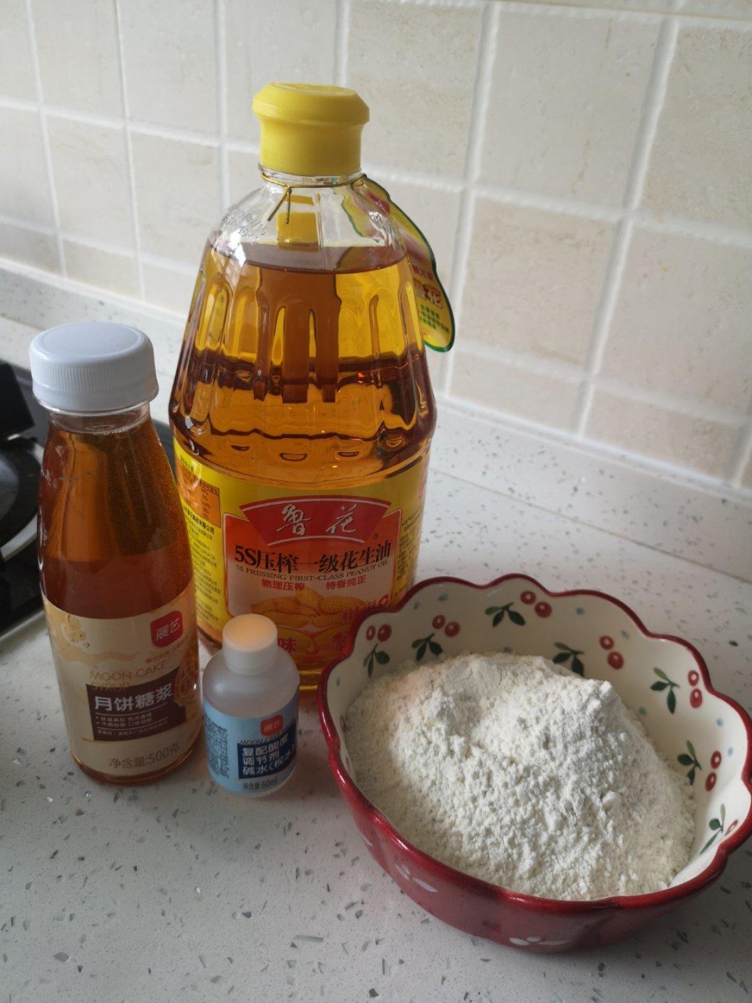 广式月饼—蛋黄莲蓉月饼