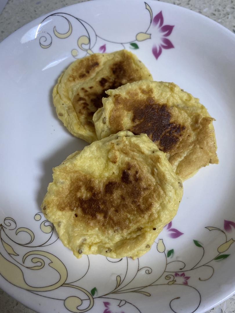 极简派婴儿米粉鸡蛋饼