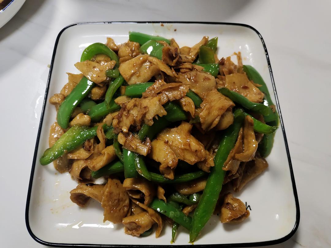 米饭杀手系列之青椒炒面筋