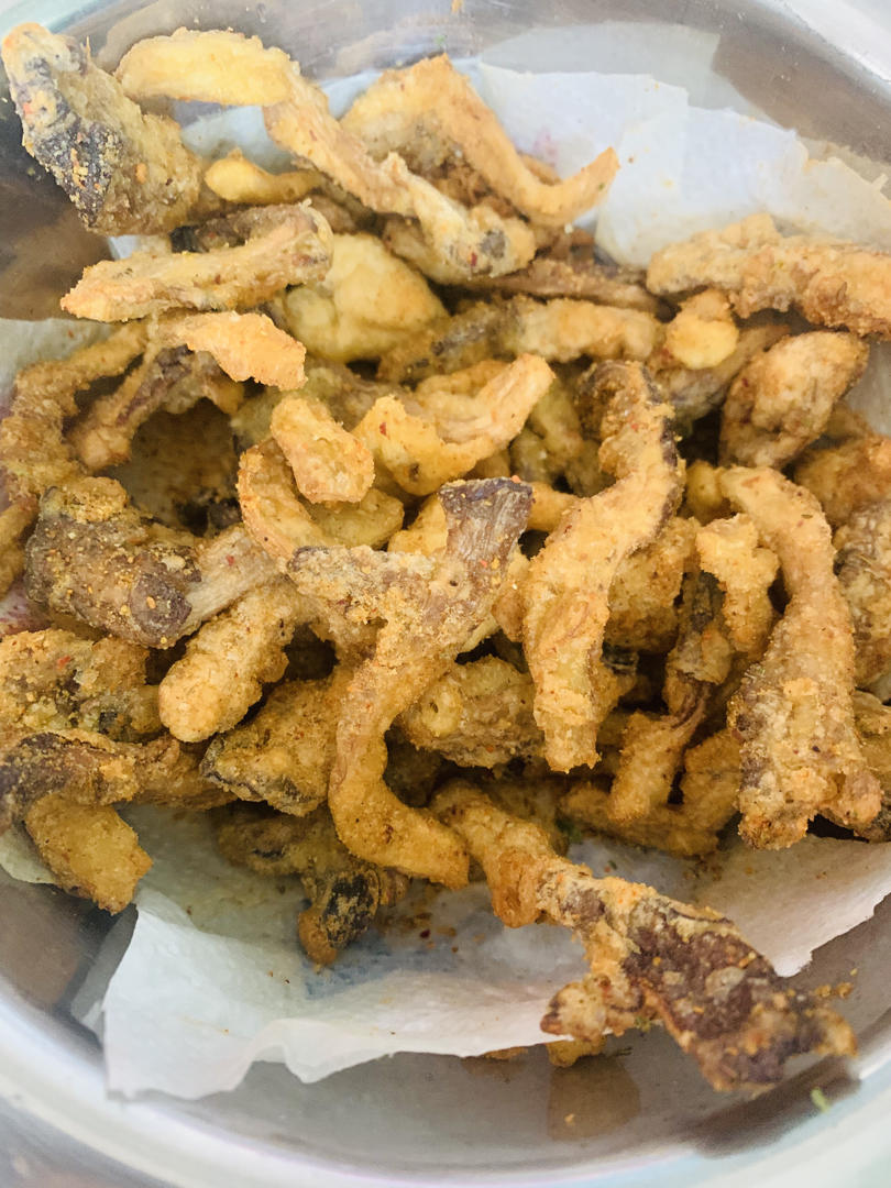 香酥椒盐炸平菇