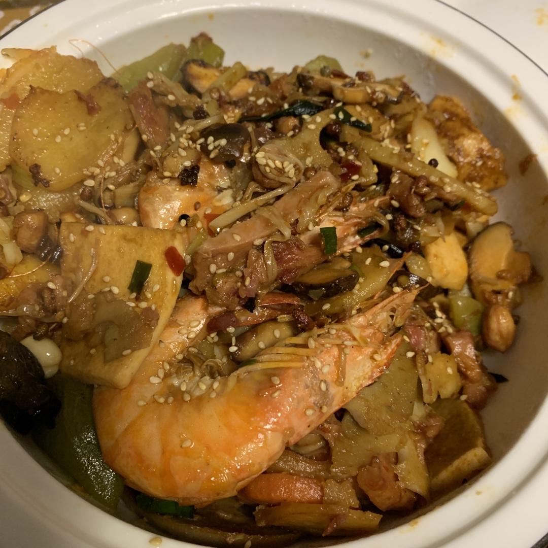 新手0失败的麻辣香锅教程！馋哭了而且超简单！