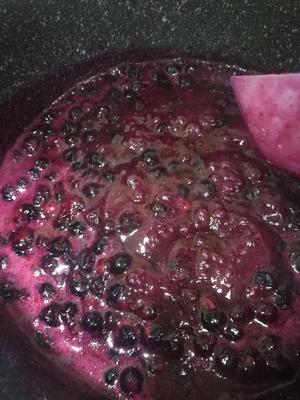 蓝莓果酱的做法 步骤4