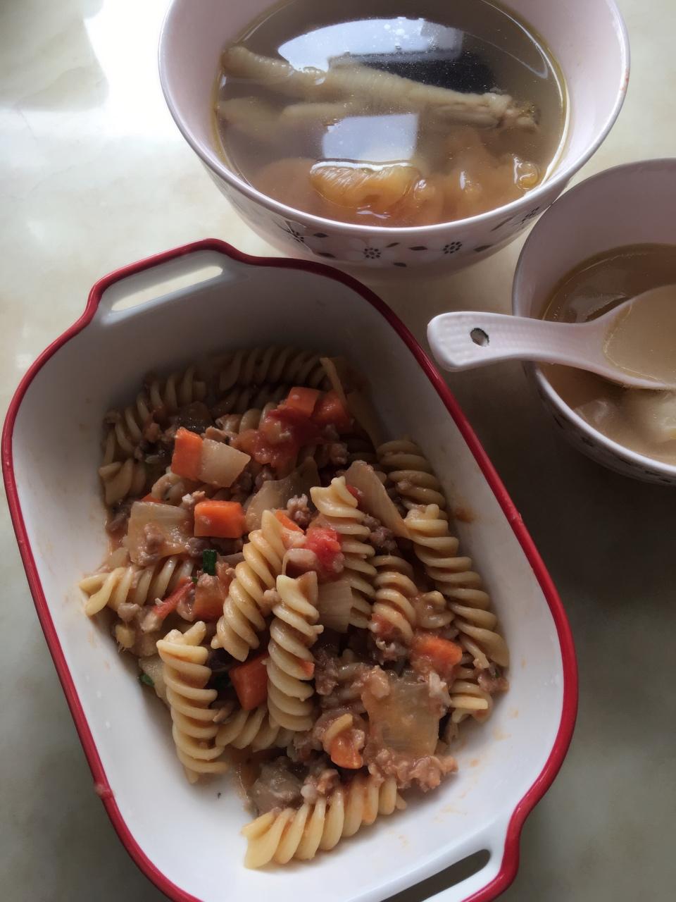番茄意大利面