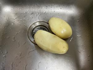 薯条🍟（简易免烤箱快手版）的做法 步骤2