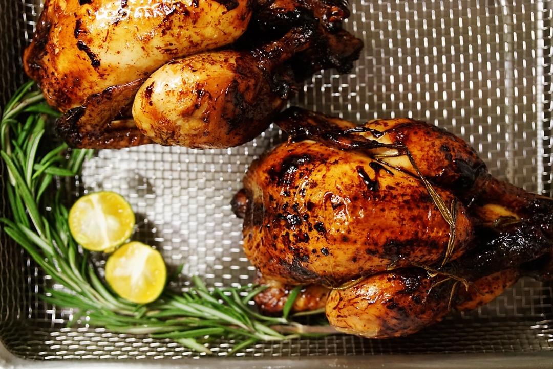 皮脆多汁的烤鹌鹑