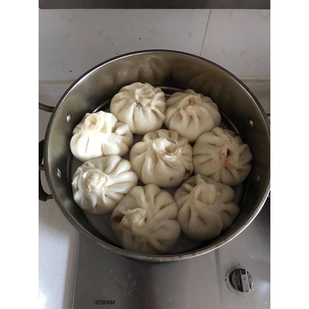 酱肉冬瓜包子Steamed Dumplings Pork & Mellon