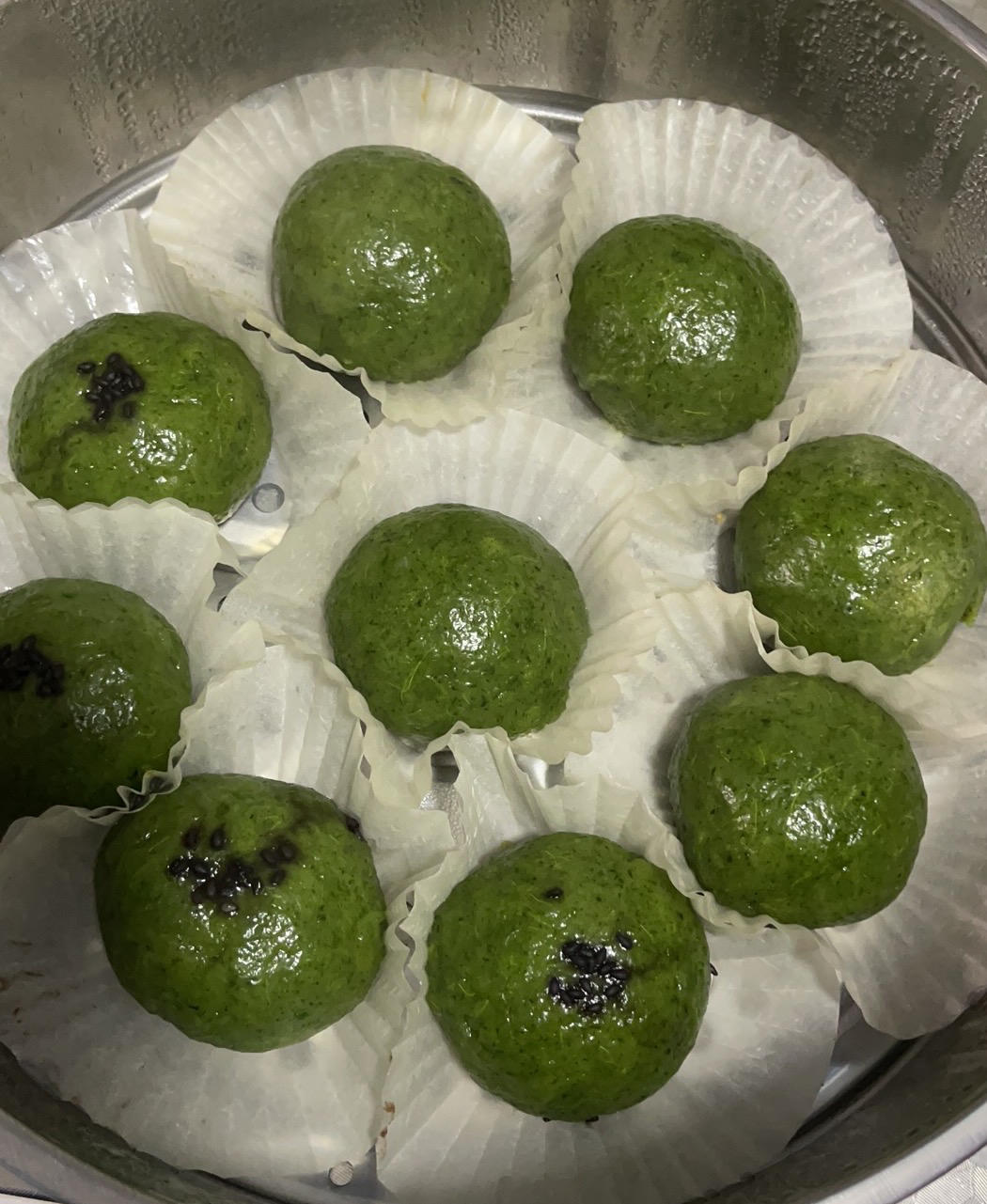 清明必吃的艾草青团