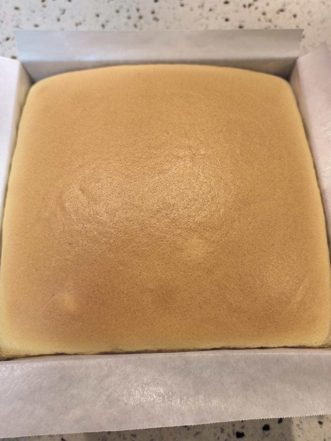 堪比柯基屁股
爆浆芝士🧀古早蛋糕