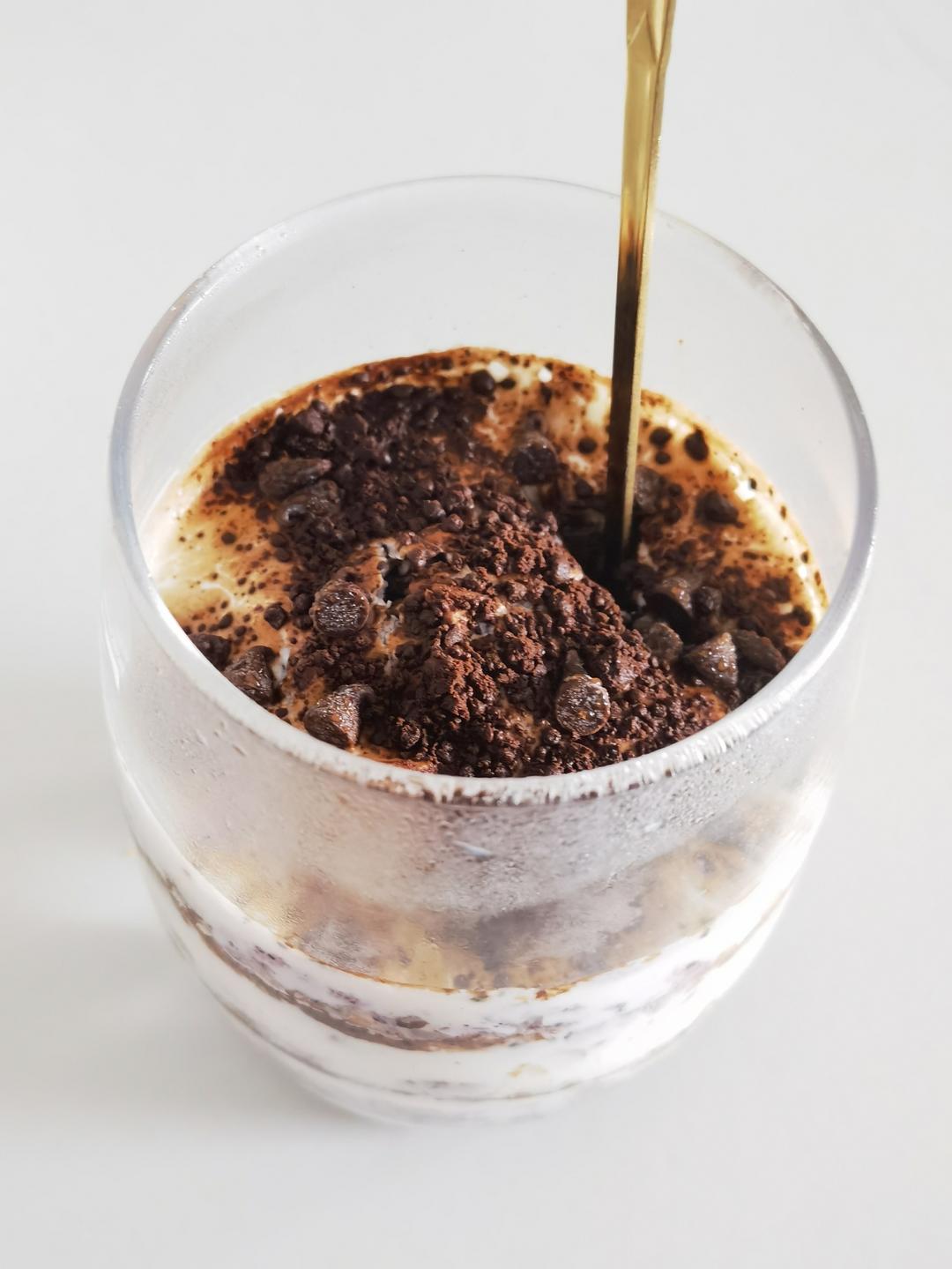 高纤低卡 快手早餐/隔夜可可燕麦酸奶杯