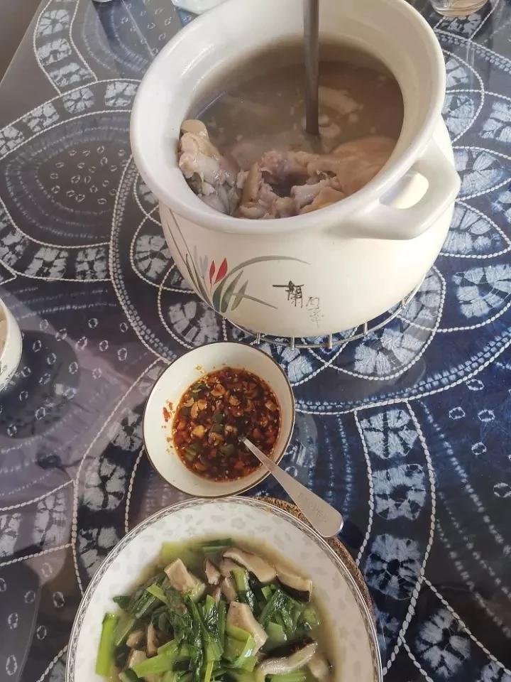 川味蹄花汤