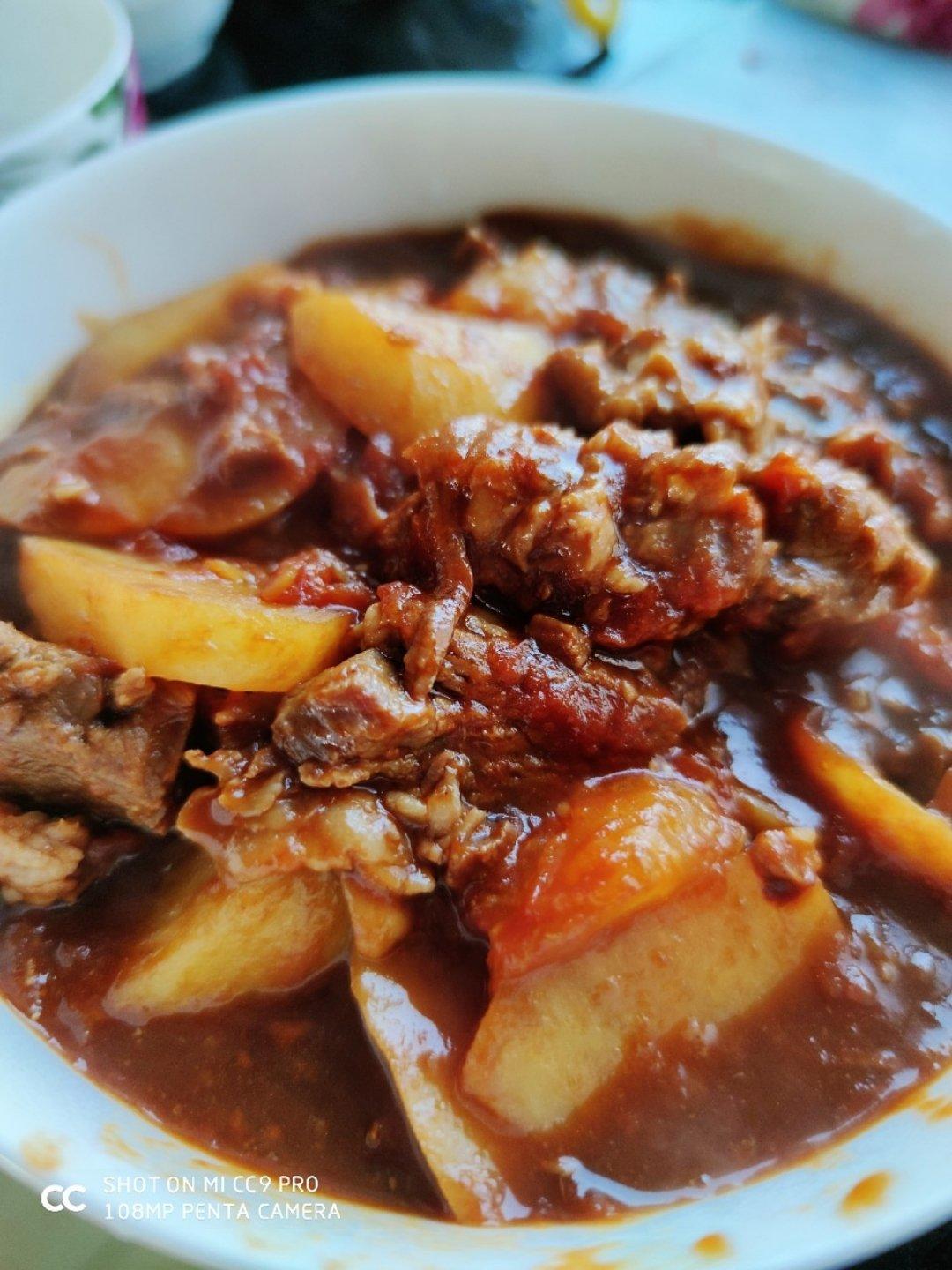番茄土豆炖牛腩