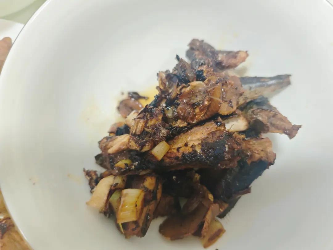 盐煎秋刀鱼