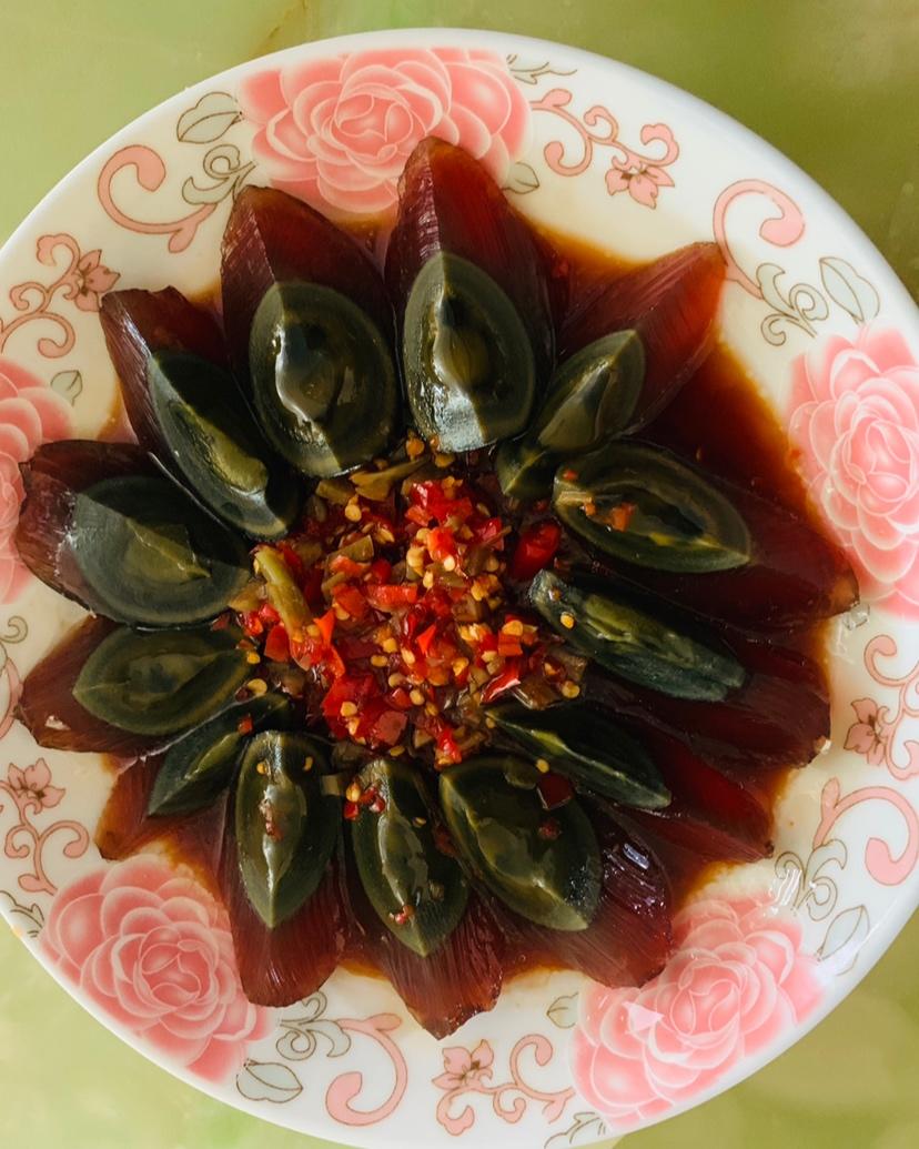 凉拌皮蛋
