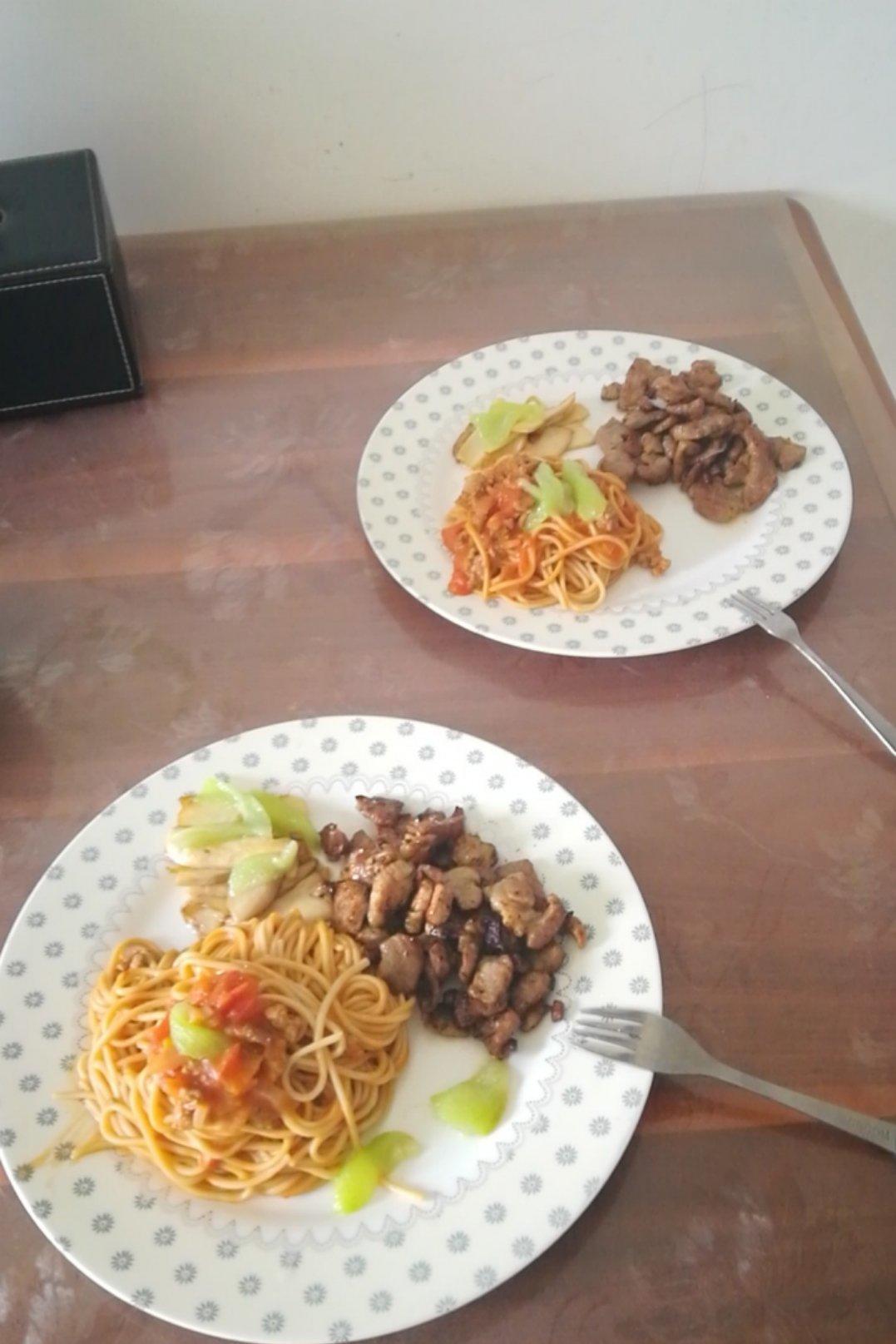 番茄肉酱意大利面