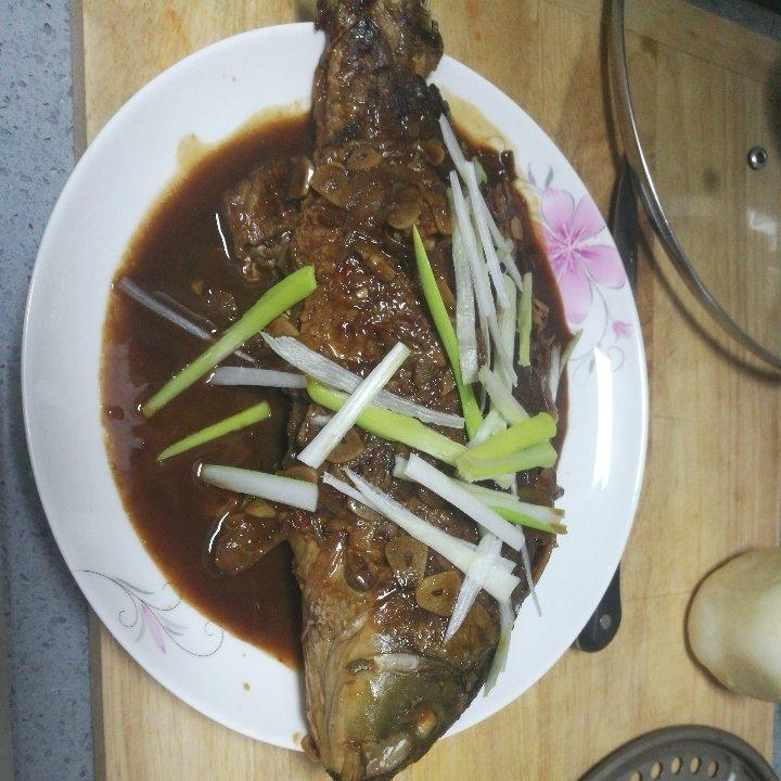 红烧鲤鱼