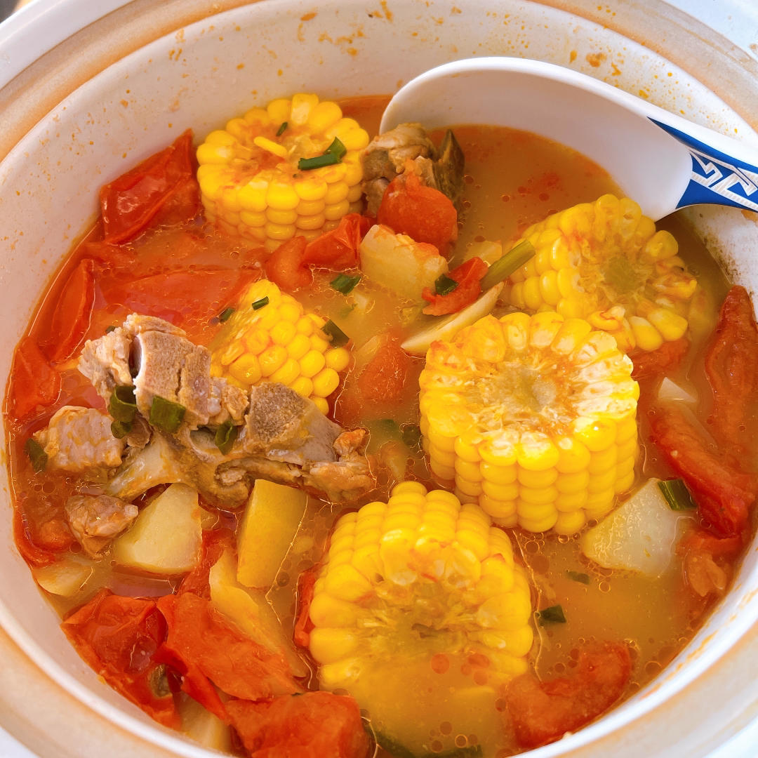 番茄玉米排骨汤
